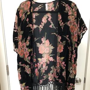 Velvet Fringe Floral Kimono